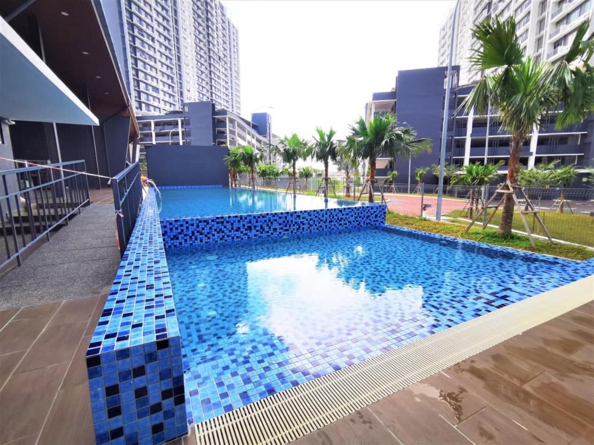 Imanz Homestay 3 Bedroom & 3 Bathroom 加影 外观 照片
