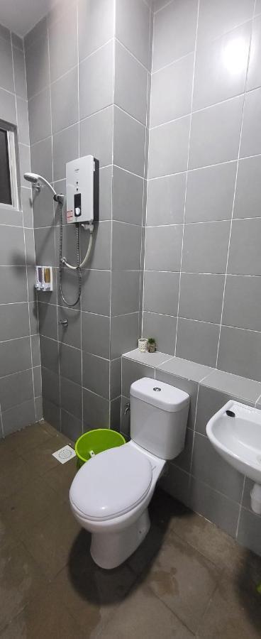 Imanz Homestay 3 Bedroom & 3 Bathroom 加影 外观 照片