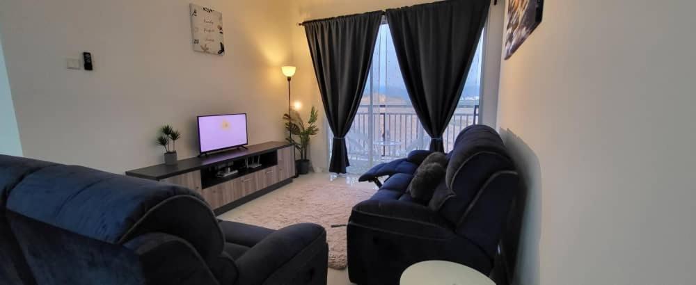 Imanz Homestay 3 Bedroom & 3 Bathroom 加影 外观 照片