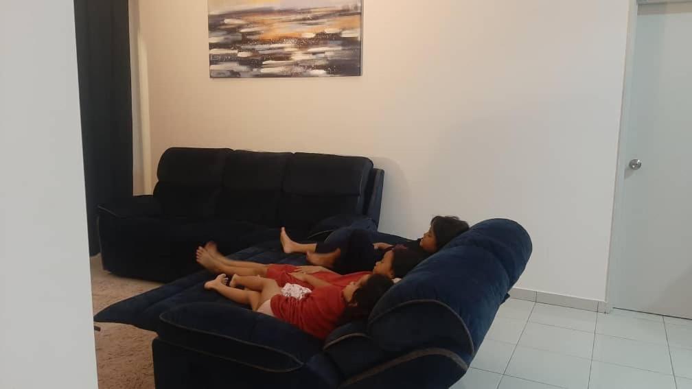 Imanz Homestay 3 Bedroom & 3 Bathroom 加影 外观 照片